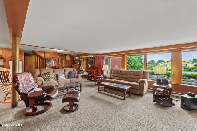 $394,900 | 144 Kittredge Road, Pittsfield, MA 01201