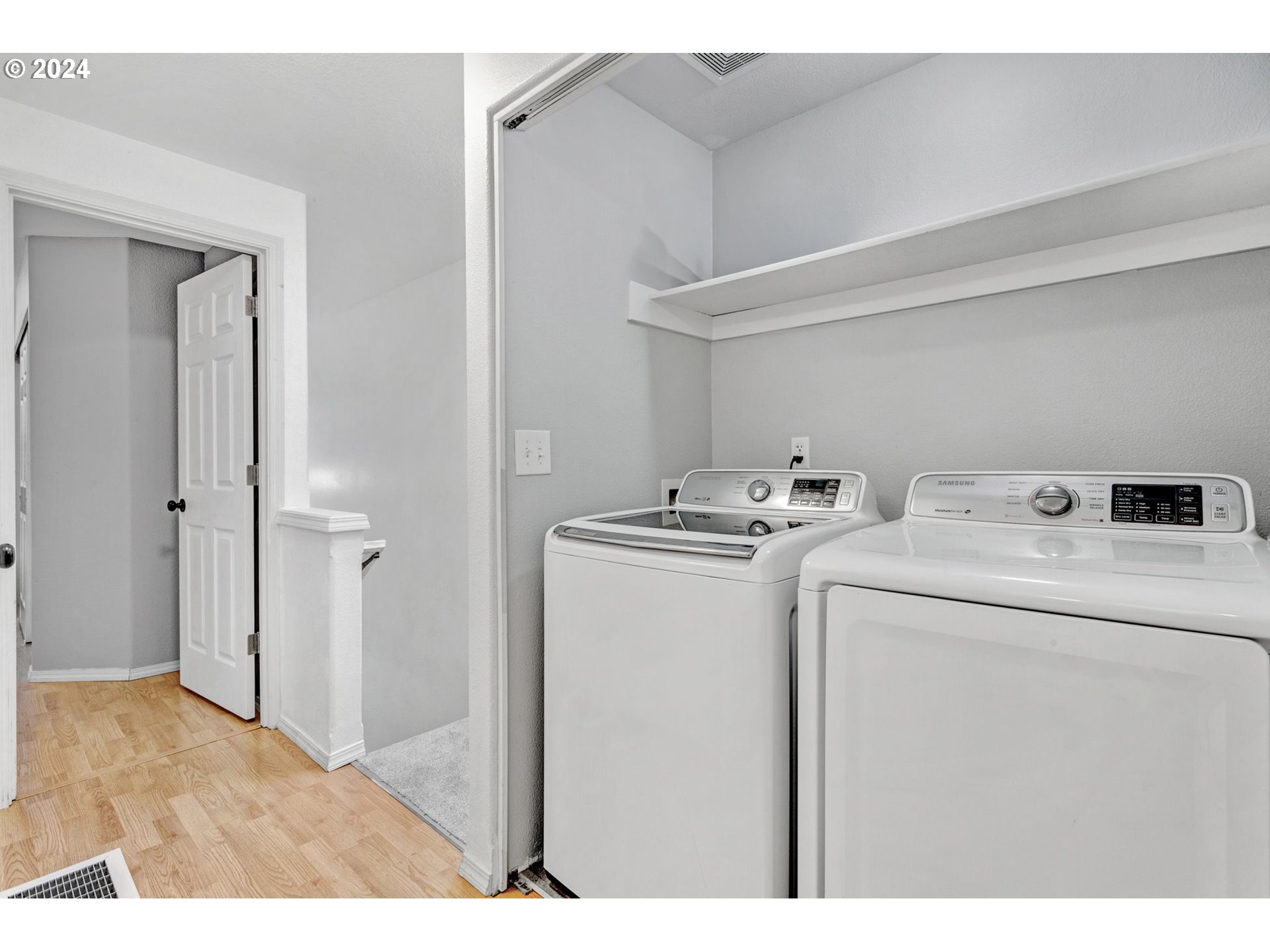 4083 Southwest 182nd Place Beaverton, OR 97078 - Photo 26 of 33 a utility room with dryer and washer