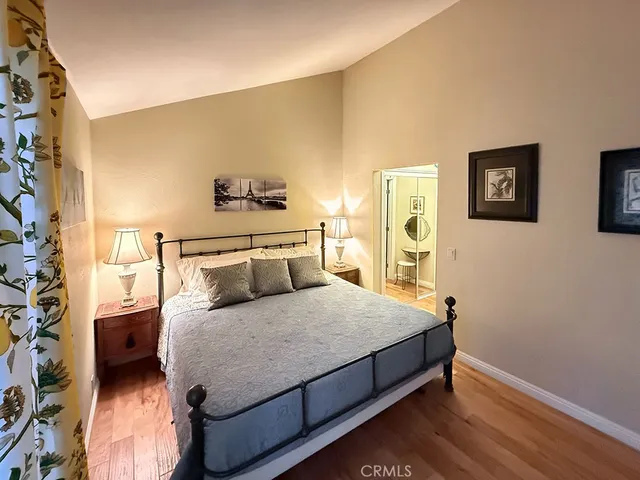 $500,000 | 27657 Peninsula Drive, Unit 106, Lake Arrowhead, CA 92352