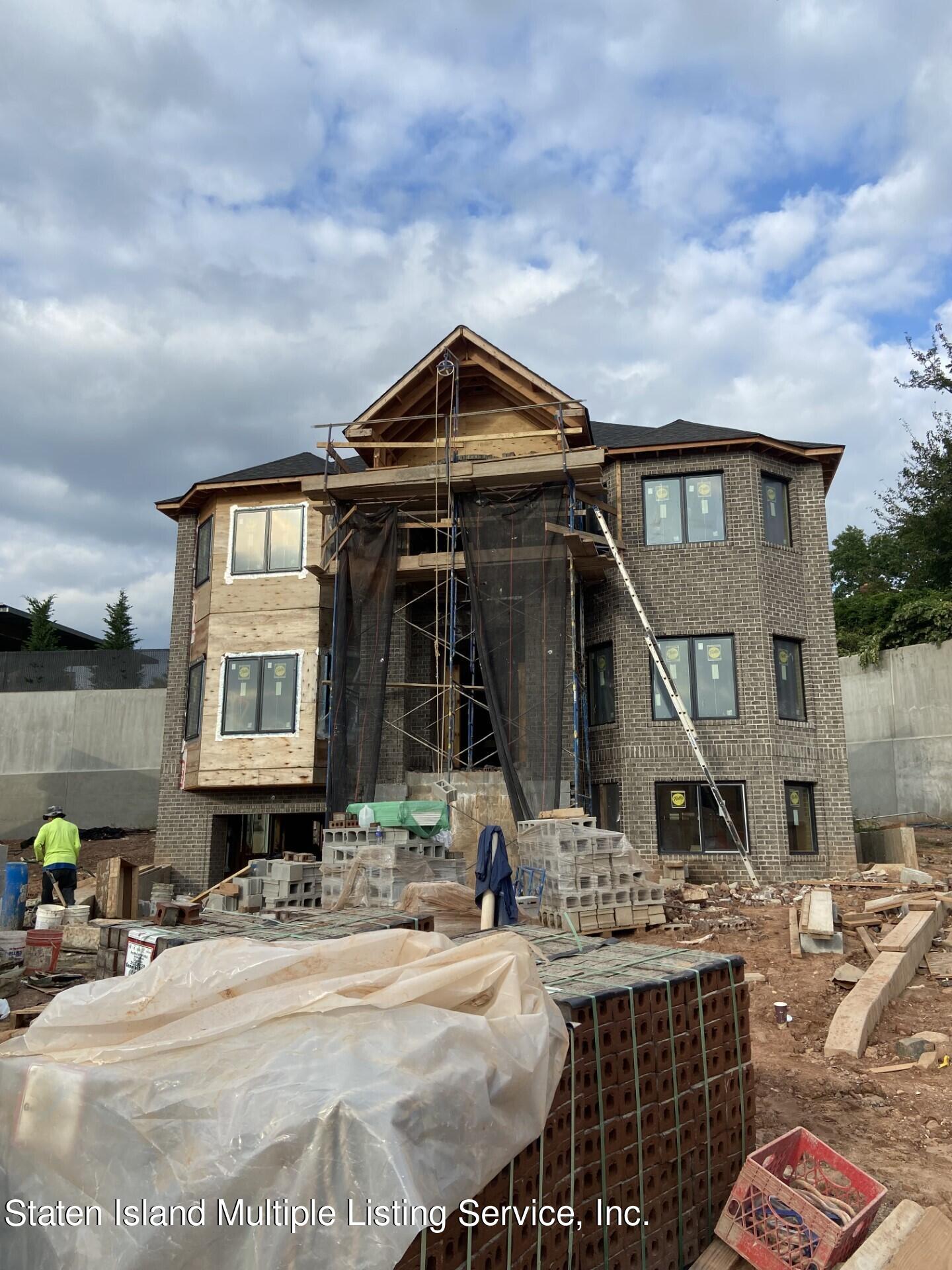 17 Torrice Loop Staten Island, NY 10309 - Photo 1 of 4 thumbnail_IMG_5300