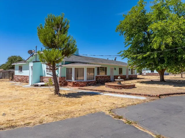 $405,000 | 19307 Davidson Lane, Anderson, CA 96007