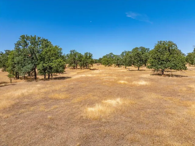 $405,000 | 19307 Davidson Lane, Anderson, CA 96007