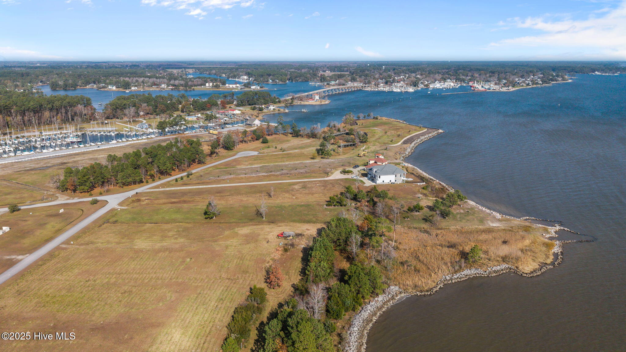 15 Wind Lake Road Oriental, NC 28571 - Photo 9 of 12 12-web-or-mls-DJI_20251126115810_0199_D
