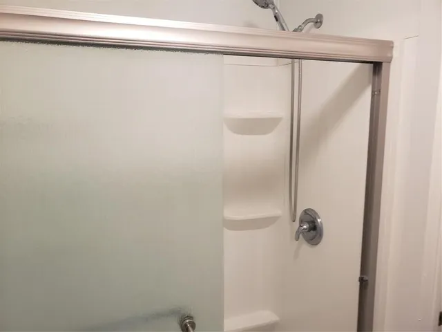 $280,000 | 426 Cardinal Drive, Paige, TX 78659