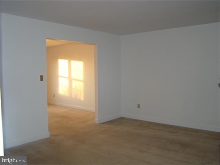 380 Martins Road Reading, PA 19608 - Photo 3 of 20 Gallery Image 3