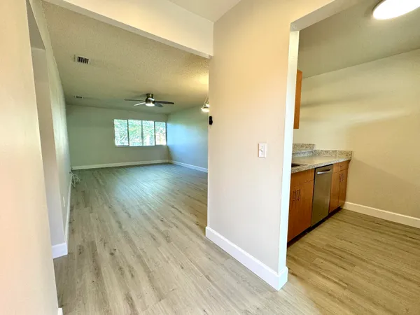 $1,950 | 836 Southwest 9th St Circle, Unit 201, Boca Raton, FL 33486
