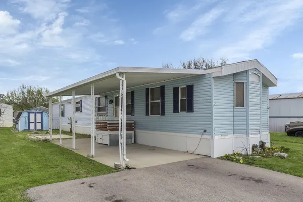 $51,900 | 1330 Hanover Road, Unit 203, Delaware, OH 43015