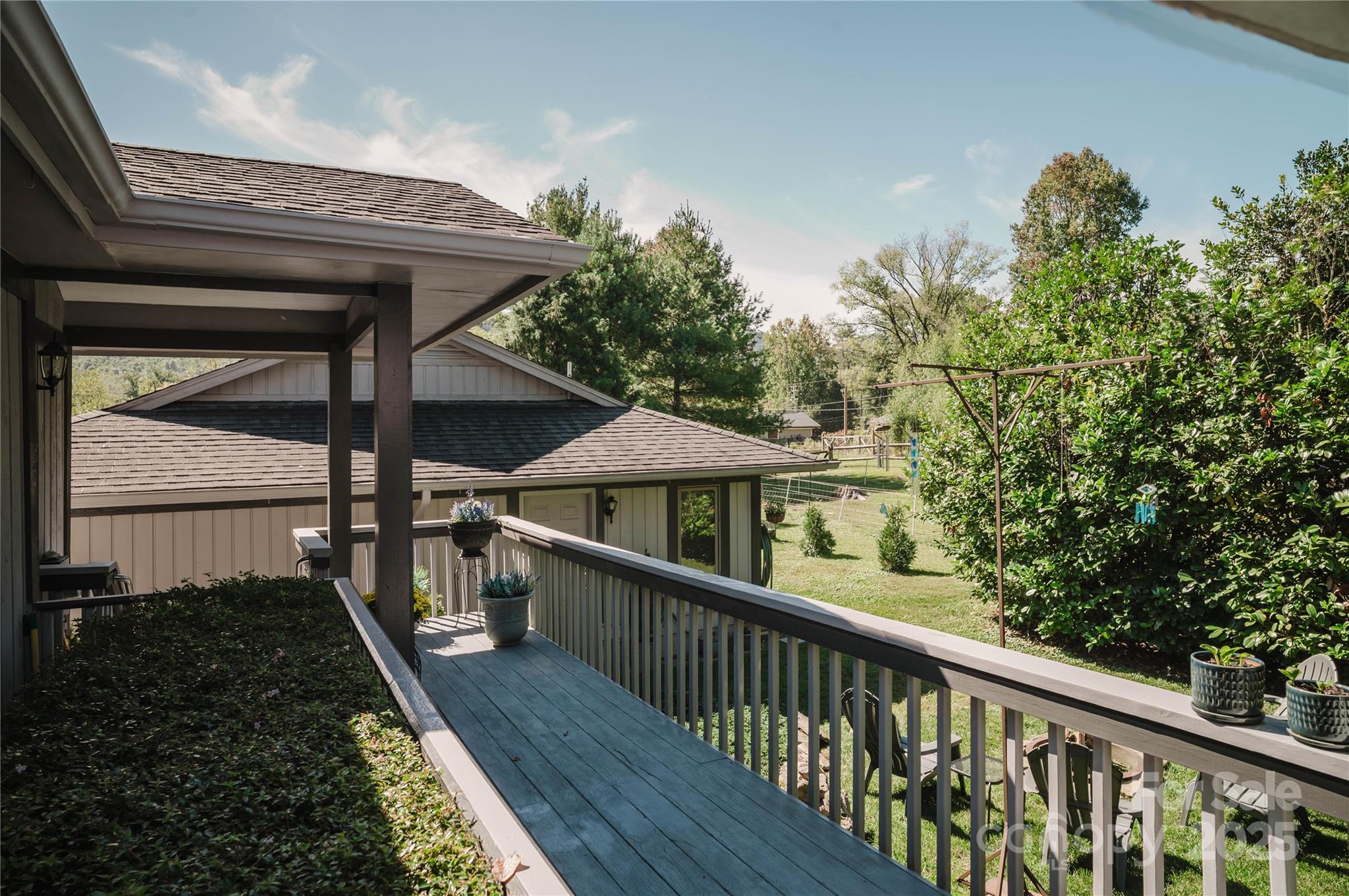 115 Hawkins Creek Road Hendersonville, NC 28791 - Photo 13 of 48