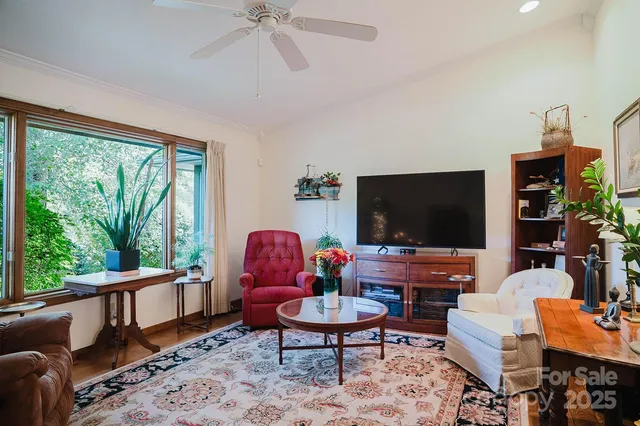 $674,999 | 115 Hawkins Creek Road, Hendersonville, NC 28791