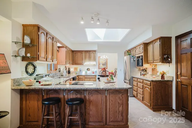 $674,999 | 115 Hawkins Creek Road, Hendersonville, NC 28791