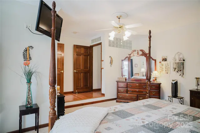 $674,999 | 115 Hawkins Creek Road, Hendersonville, NC 28791