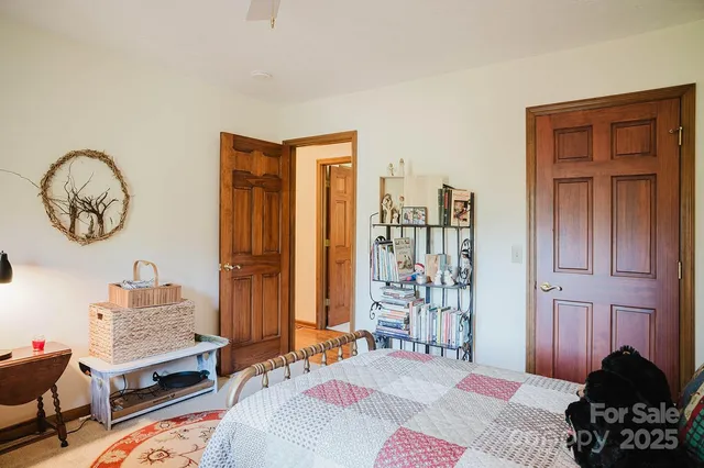 $674,999 | 115 Hawkins Creek Road, Hendersonville, NC 28791