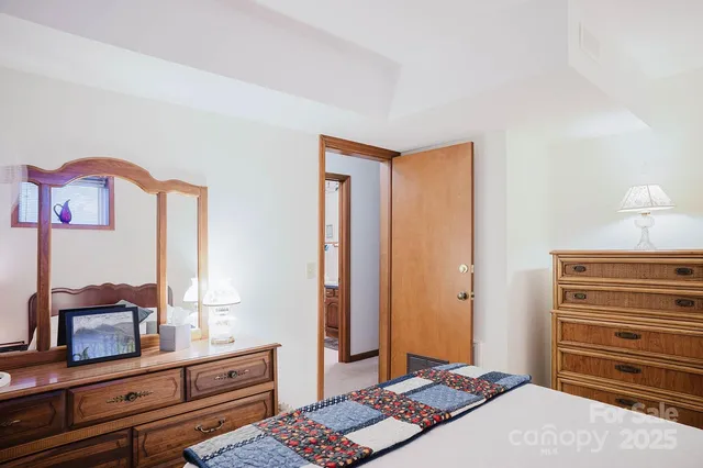 $674,999 | 115 Hawkins Creek Road, Hendersonville, NC 28791