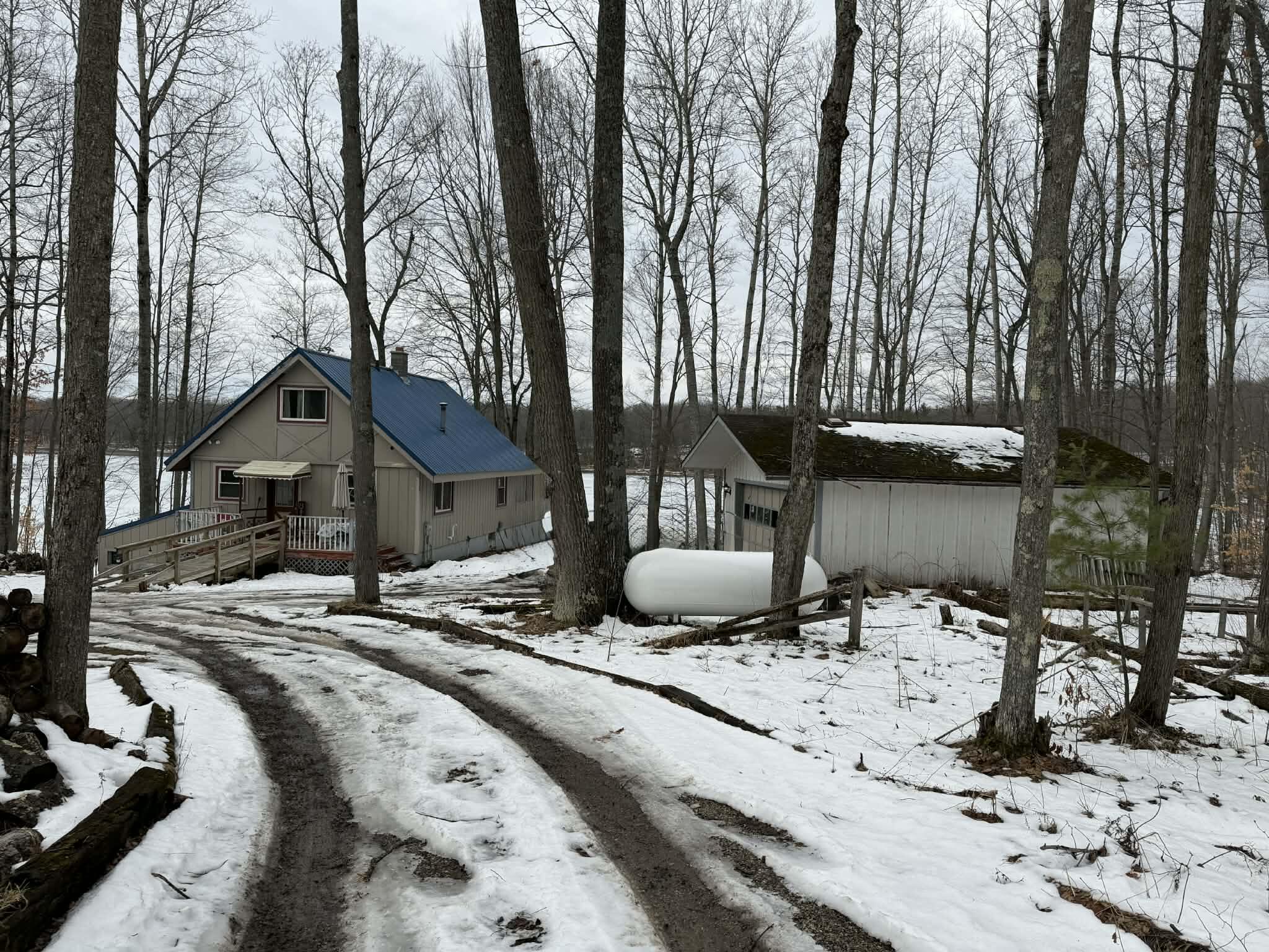 10131 Alpine Drive Reed City, MI 49677 - Photo 14 of 75 52e9135d-a57e-4a59-8bf3-8f5498033782