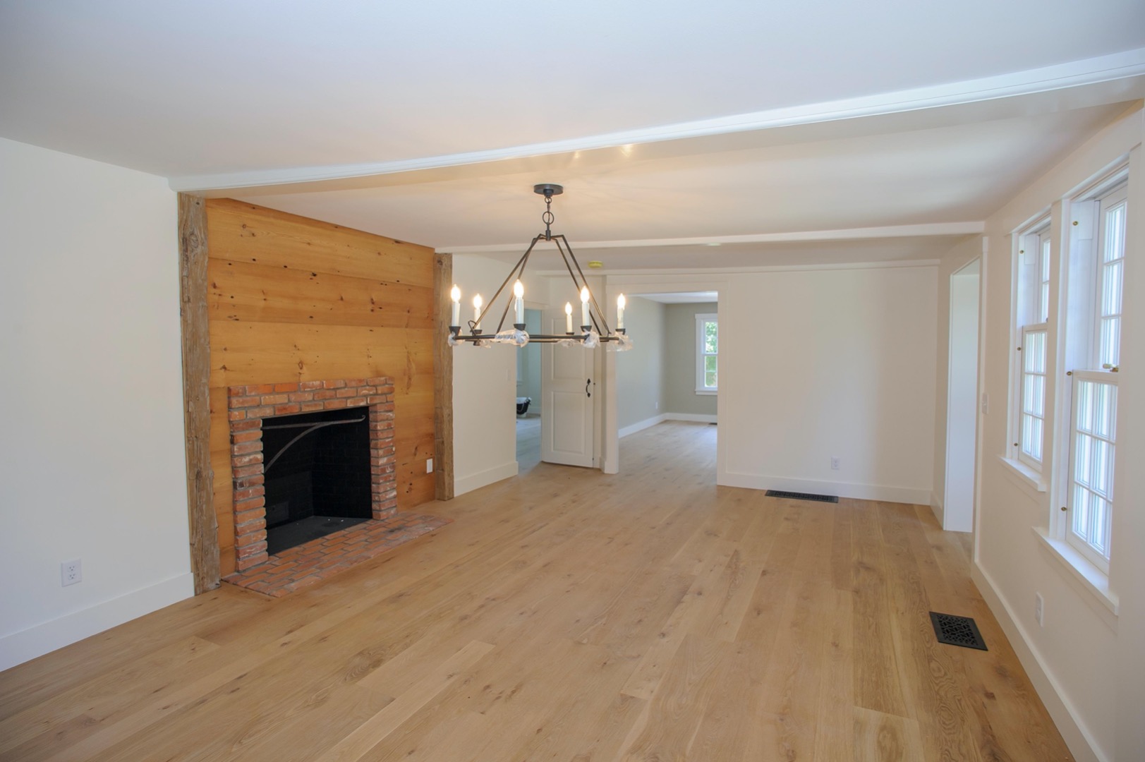 1005 State Road Vineyard Haven, MA 02568 - Photo 15 of 40 Gallery Image 15