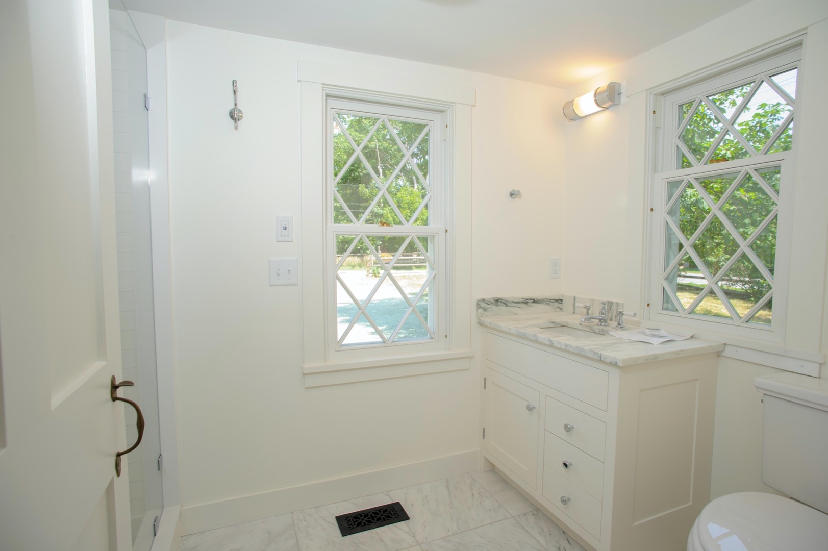1005 State Road Vineyard Haven, MA 02568 - Photo 18 of 40 1st Floor Primary Bath