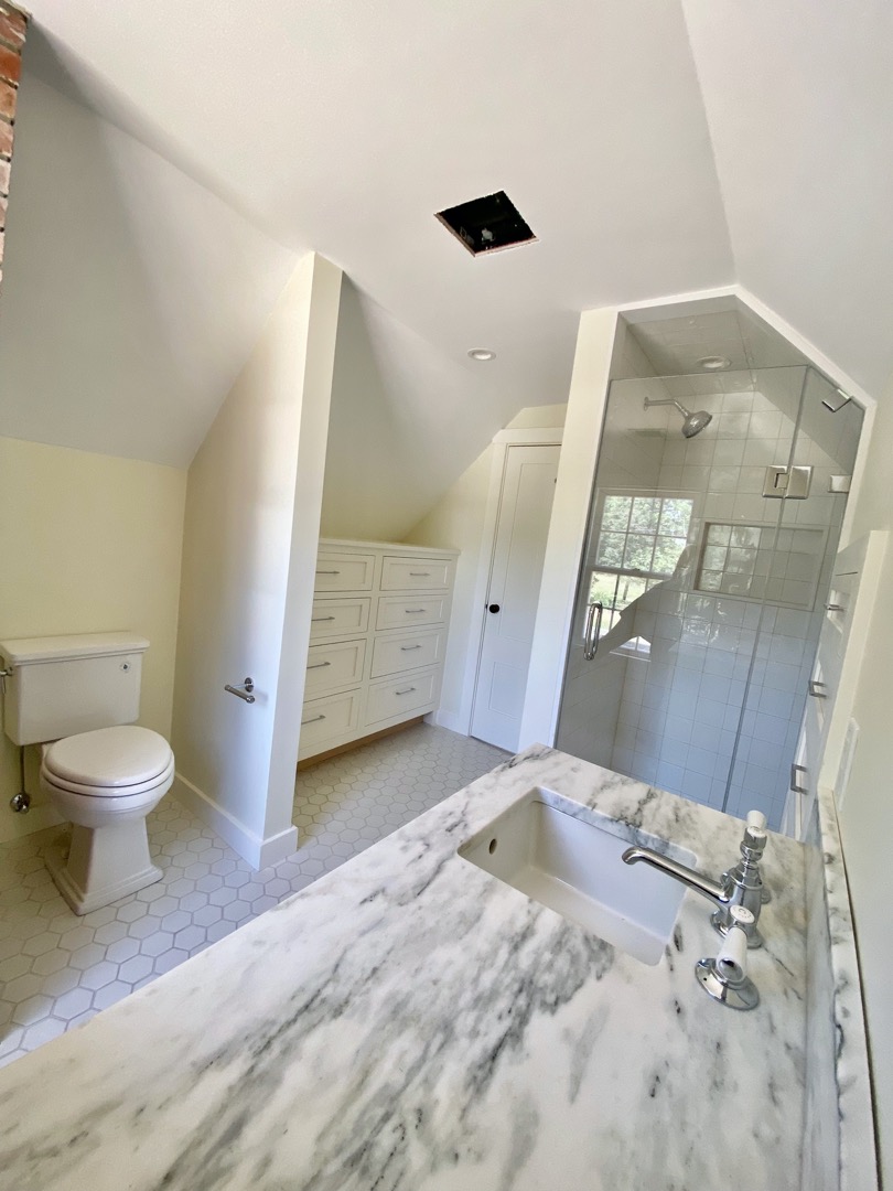 1005 State Road Vineyard Haven, MA 02568 - Photo 25 of 40 2nd Floor Suite #1 Bath