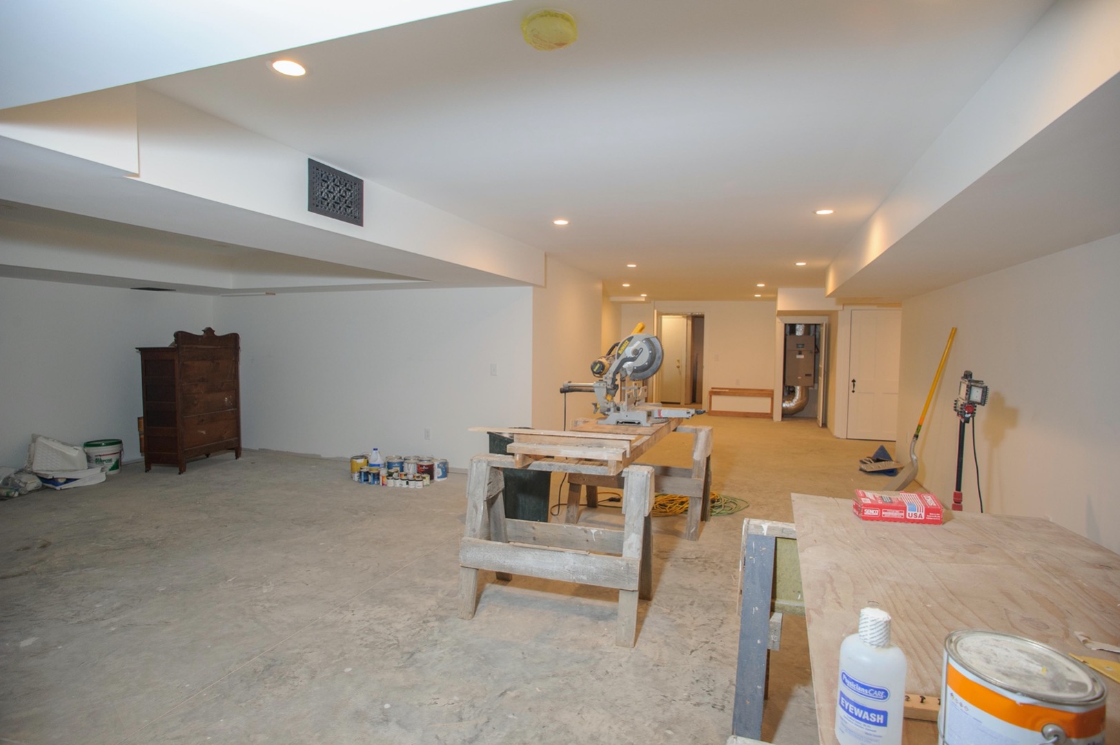1005 State Road Vineyard Haven, MA 02568 - Photo 31 of 40 Basement play zone