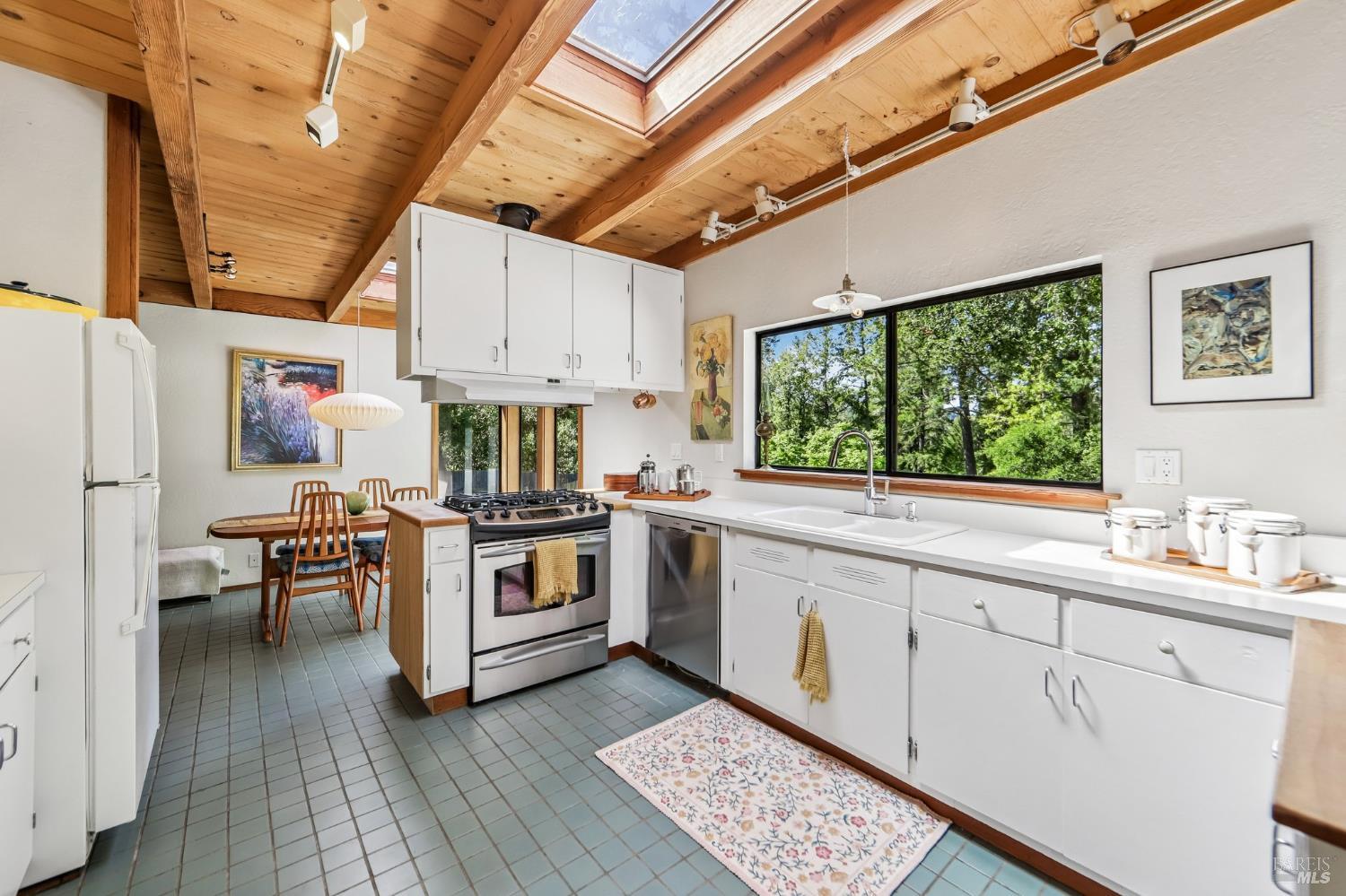 2515 Stepps Road Sebastopol, CA 95472 - Photo 7 of 93