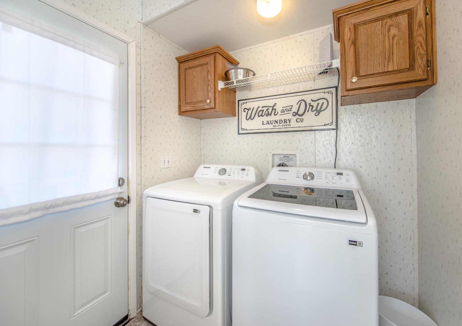 12076 County Road 84A Capay, CA 95607 - Photo 36 of 46 a utility room with dryer and washer