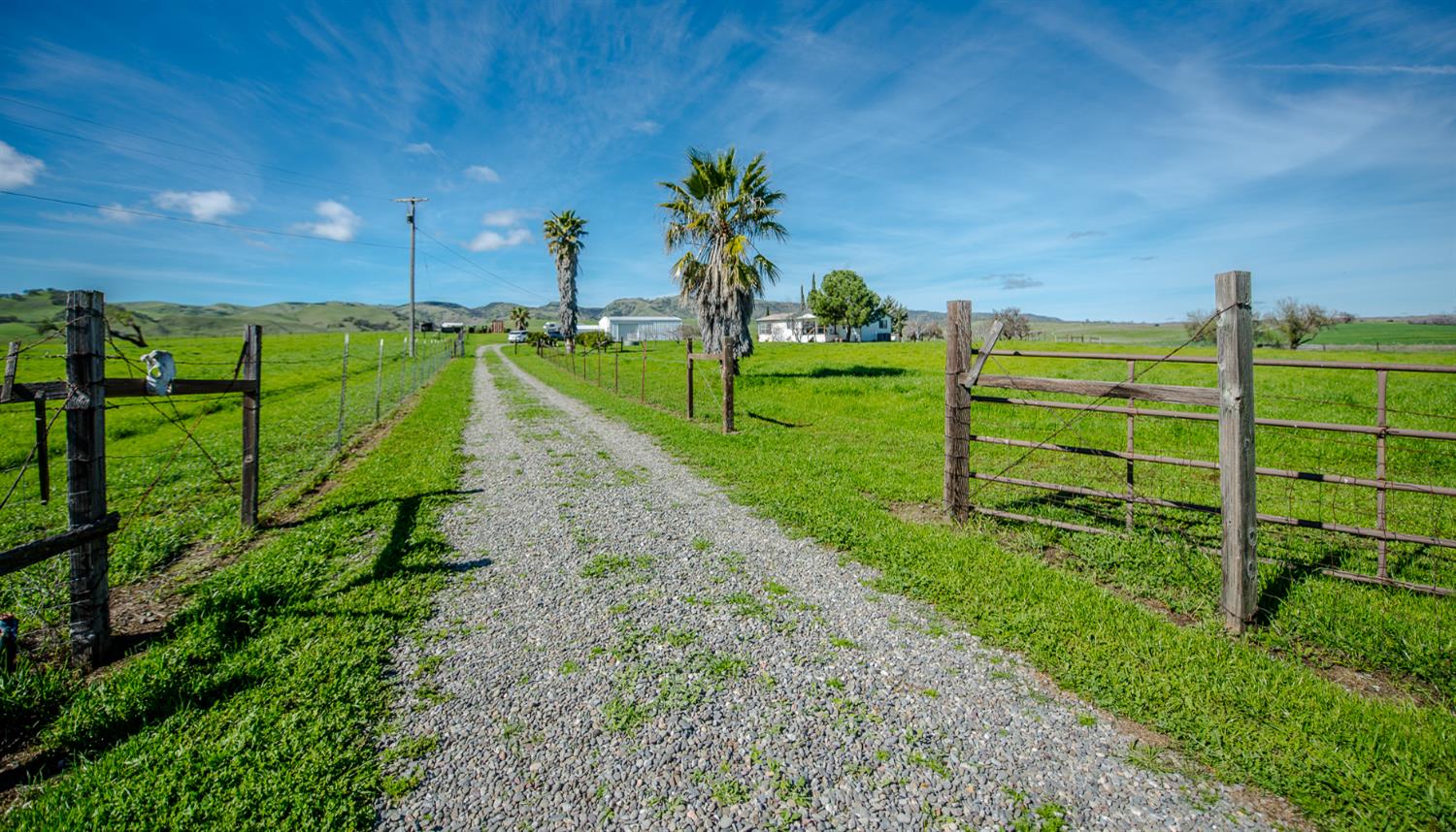 12076 County Road 84A Capay, CA 95607 - Photo 7 of 46
