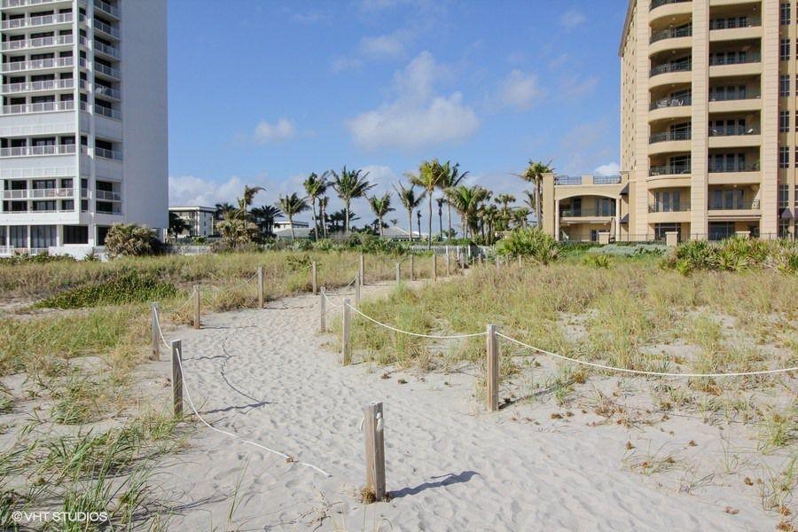 2561 South Ocean Boulevard, Unit 7 Boca Raton, FL 33432 - Photo 14 of 15 2561SOceanBlvd_Unit7Beach 2