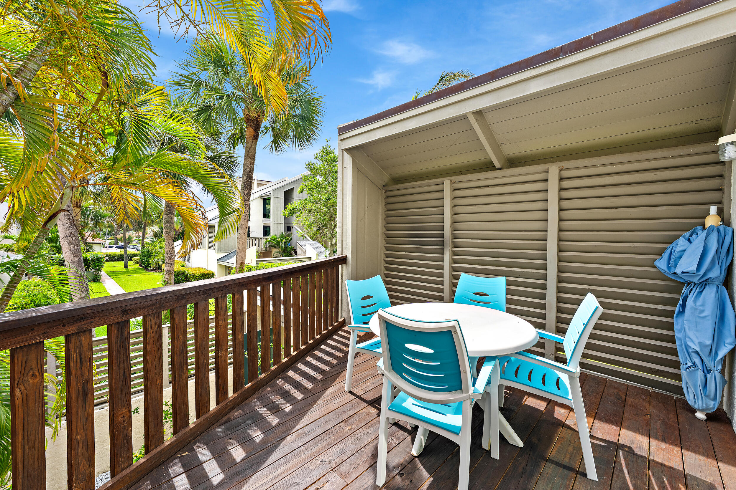 1605 U S 1, Unit 13G Jupiter, FL 33477 - Photo 3 of 23 Balcony