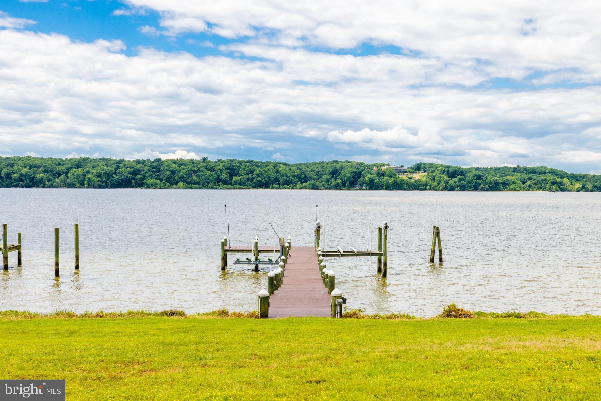 5950 River Road Bryans Road, MD 20616 - Photo 1 of 39 Private Pier
