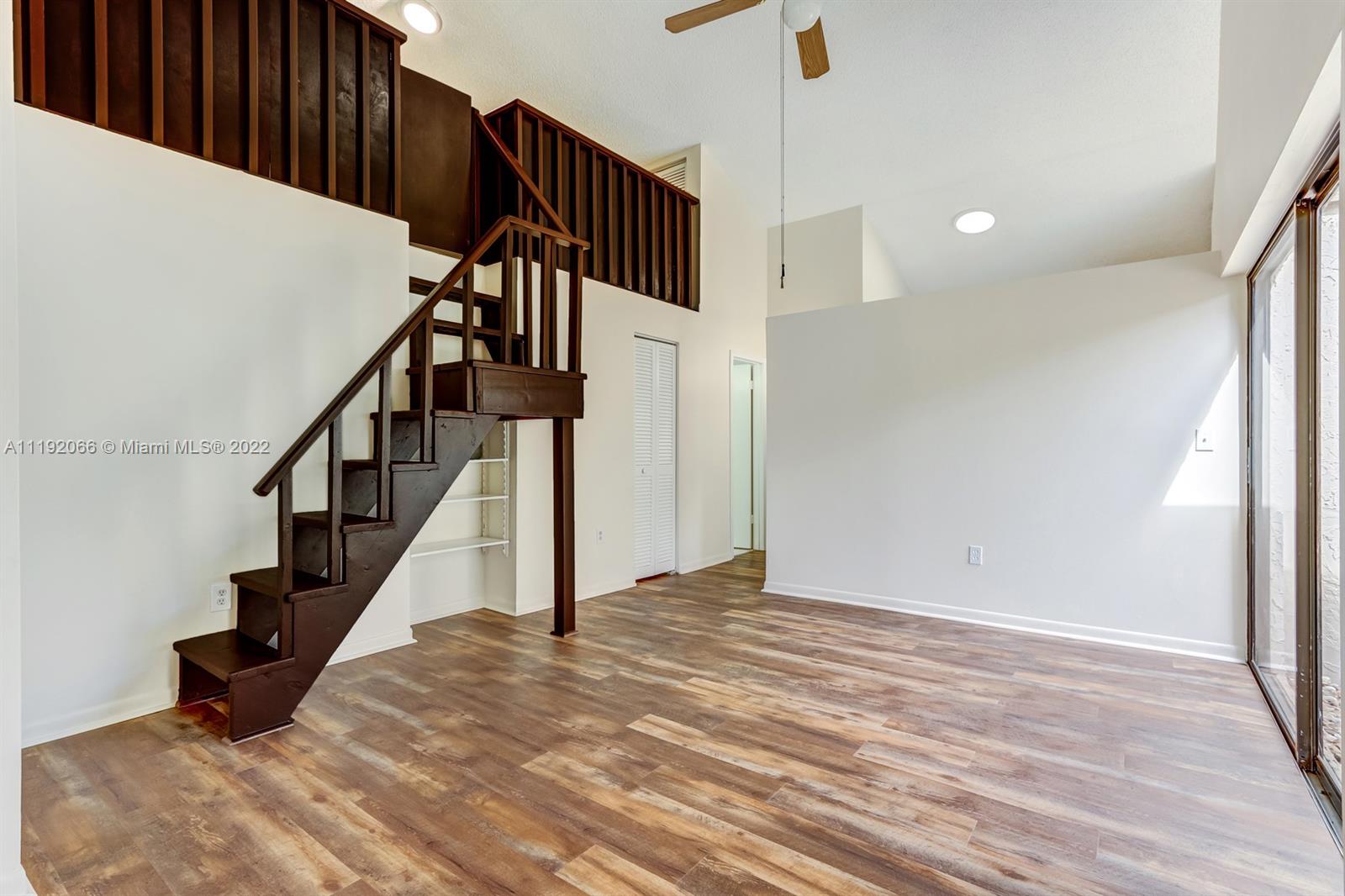 7528 Southwest 95th Place Miami, FL 33173 - Photo 2 of 14