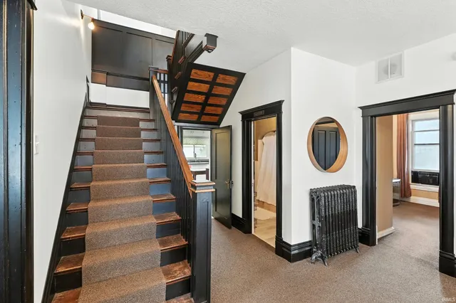 $289,900 | 126 North Main Street, Columbia City, IN 46725