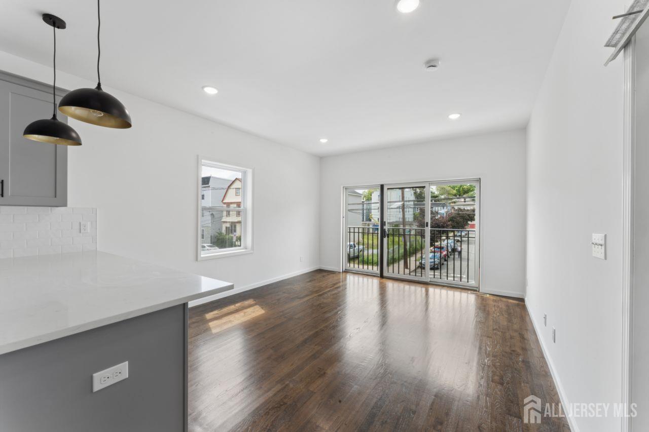 910 Bergen Street, Unit 1 Newark, NJ 07112 - Photo 2 of 14