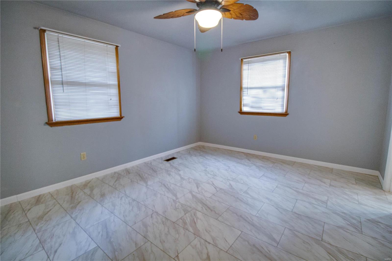 704 Cheshire Road Troy, IL 62294 - Photo 37 of 75 Gallery Image 37