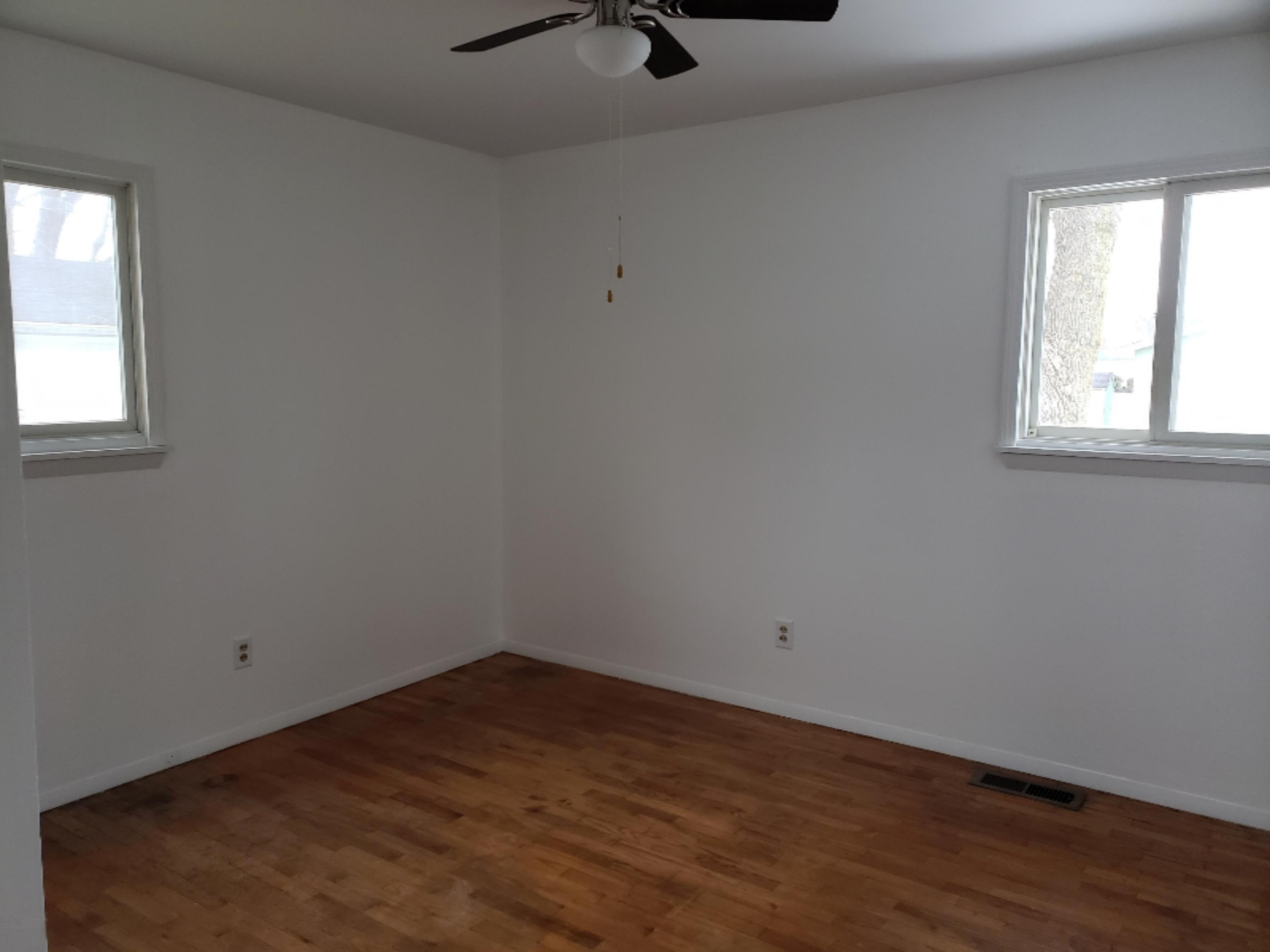 562 Riverside Drive Watervliet, MI 49098 - Photo 14 of 21 20200103_123542