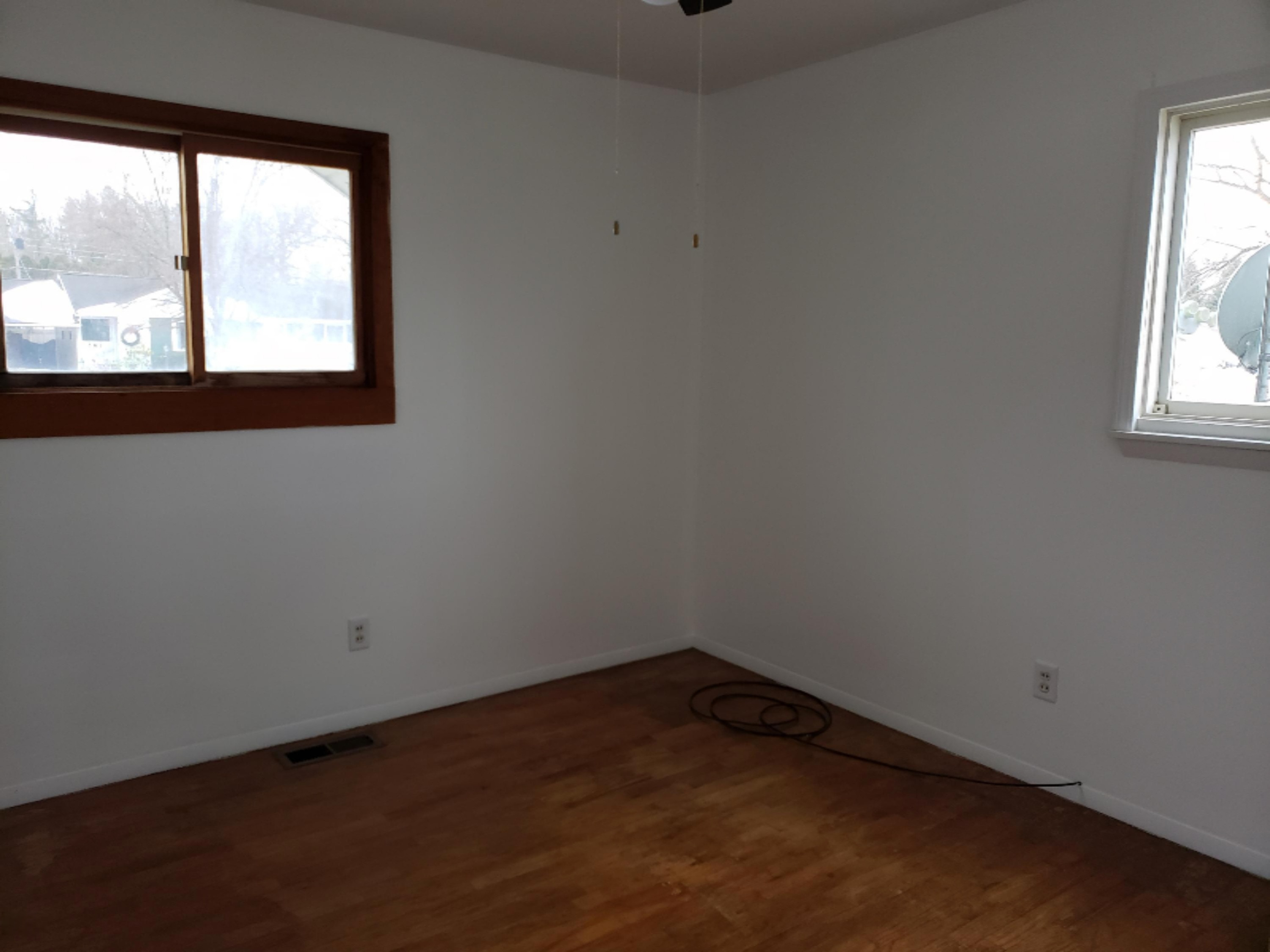562 Riverside Drive Watervliet, MI 49098 - Photo 15 of 21 20200103_123556