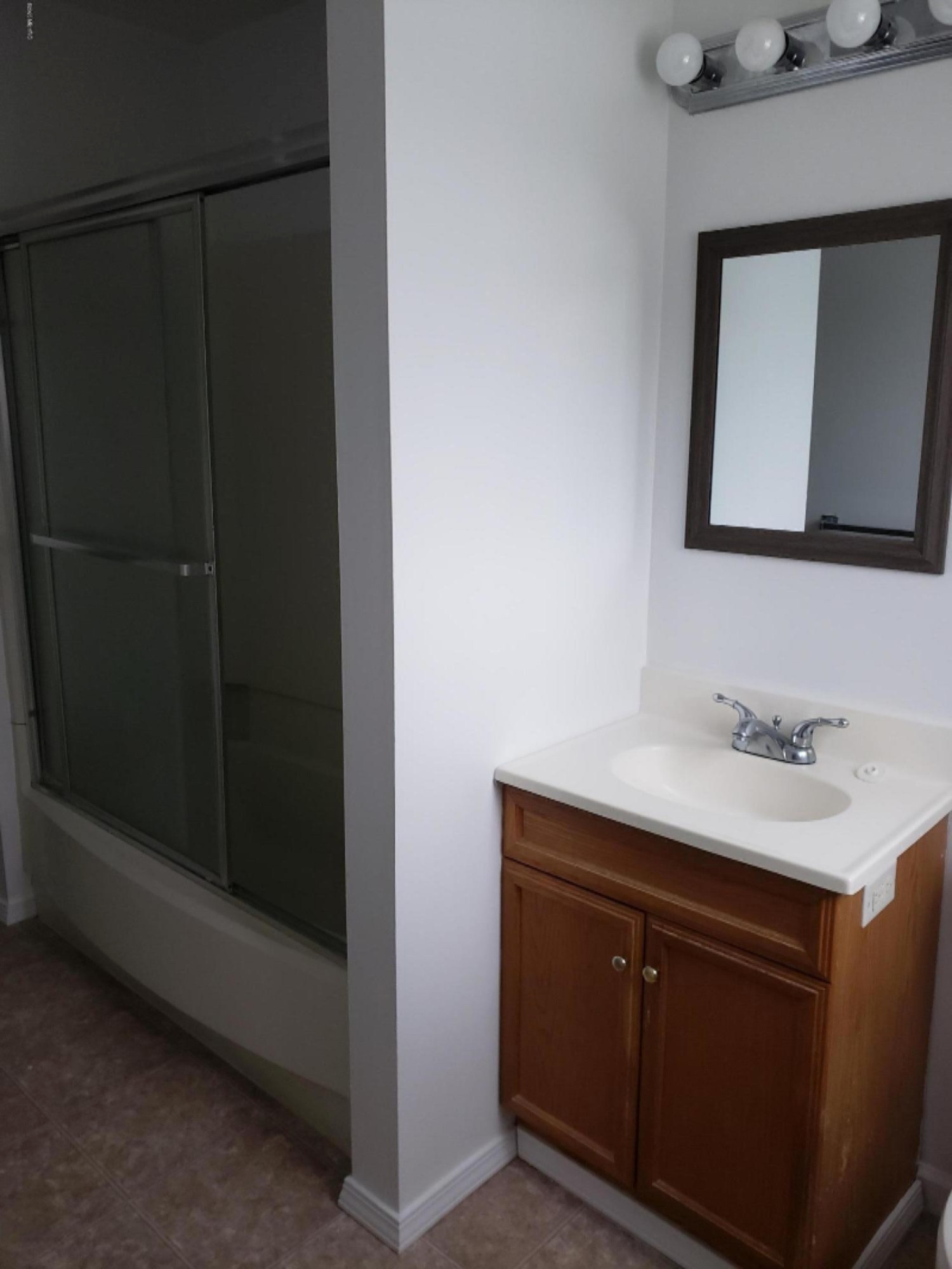 562 Riverside Drive Watervliet, MI 49098 - Photo 17 of 21 20200103_123516