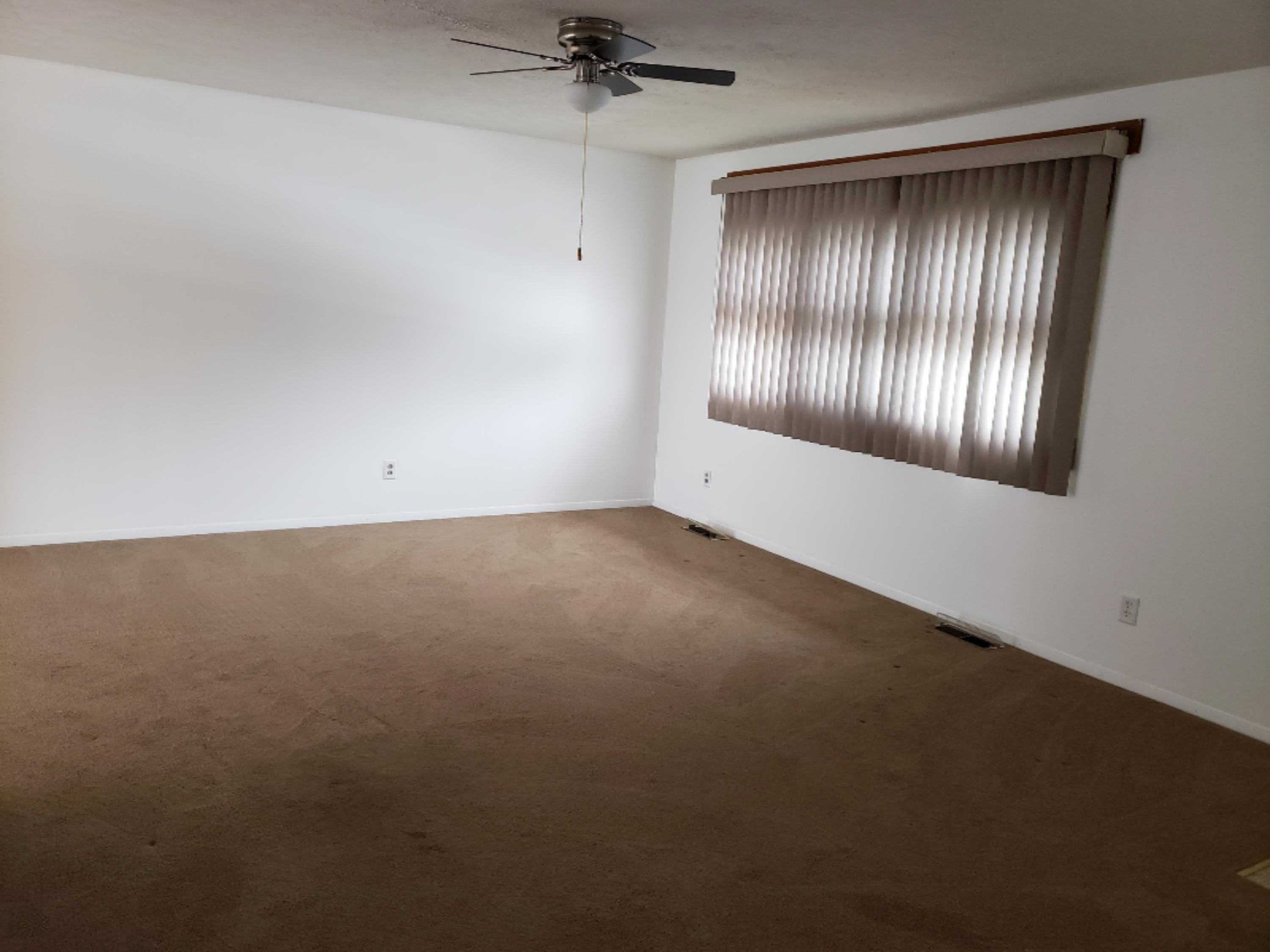 562 Riverside Drive Watervliet, MI 49098 - Photo 8 of 21 20200103_123622