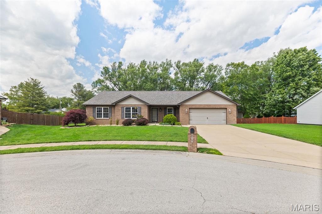 612 Wheatfield Road O'Fallon, IL 62269 - Photo 2 of 47
