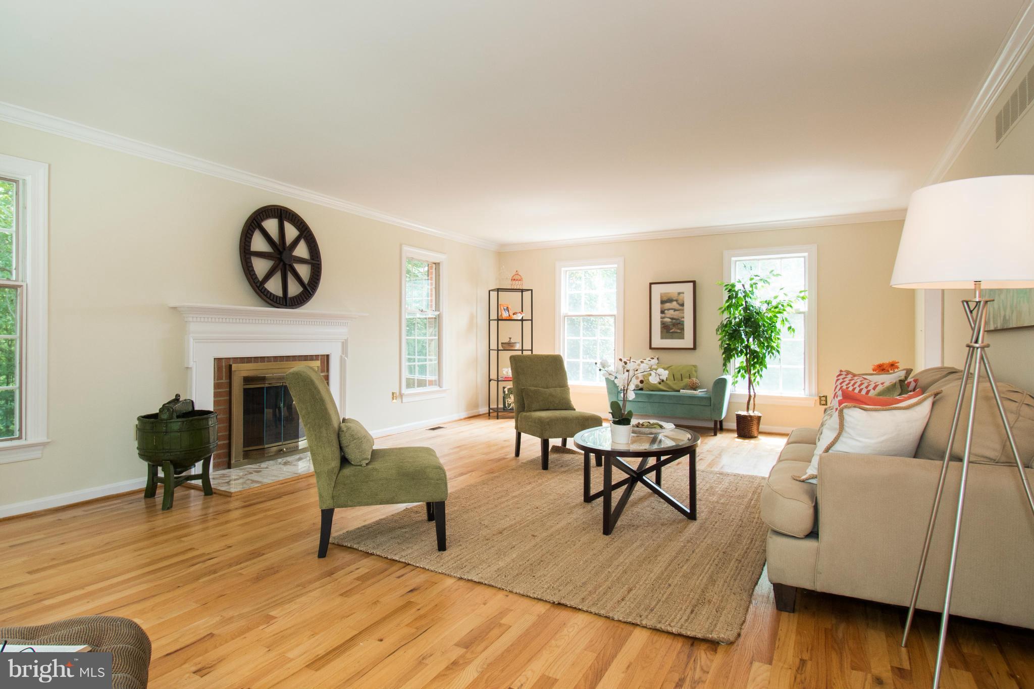 576 Stocketts Run Road Davidsonville, MD 21035 - Photo 11 of 30 Living Room
