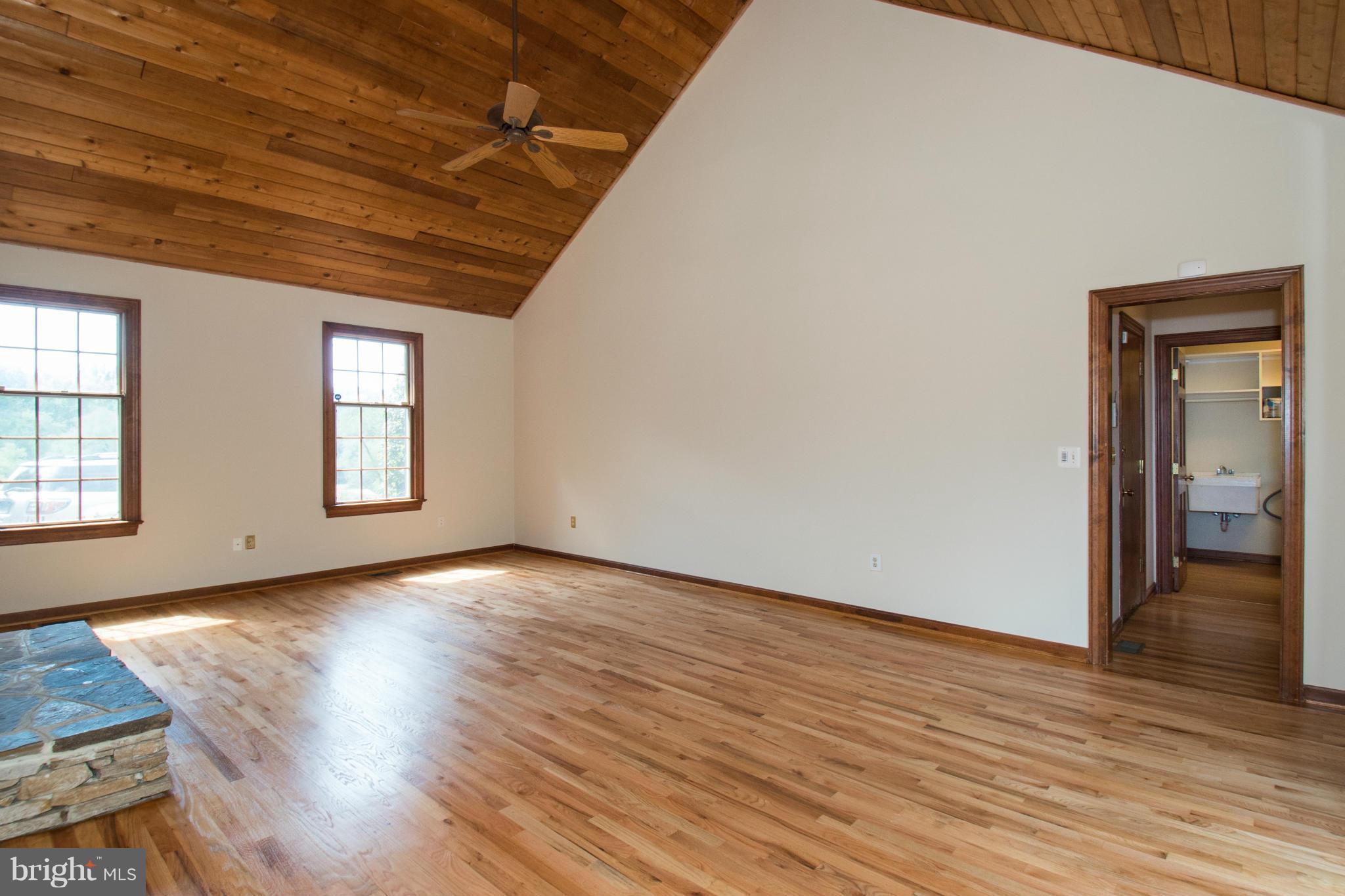 576 Stocketts Run Road Davidsonville, MD 21035 - Photo 19 of 30 Family Room