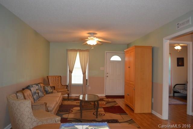 2070 Fairhope Road York, SC 29745 - Photo 4 of 23 Gallery Image 4