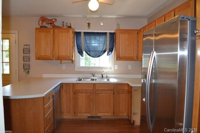 2070 Fairhope Road York, SC 29745 - Photo 6 of 23 Gallery Image 6