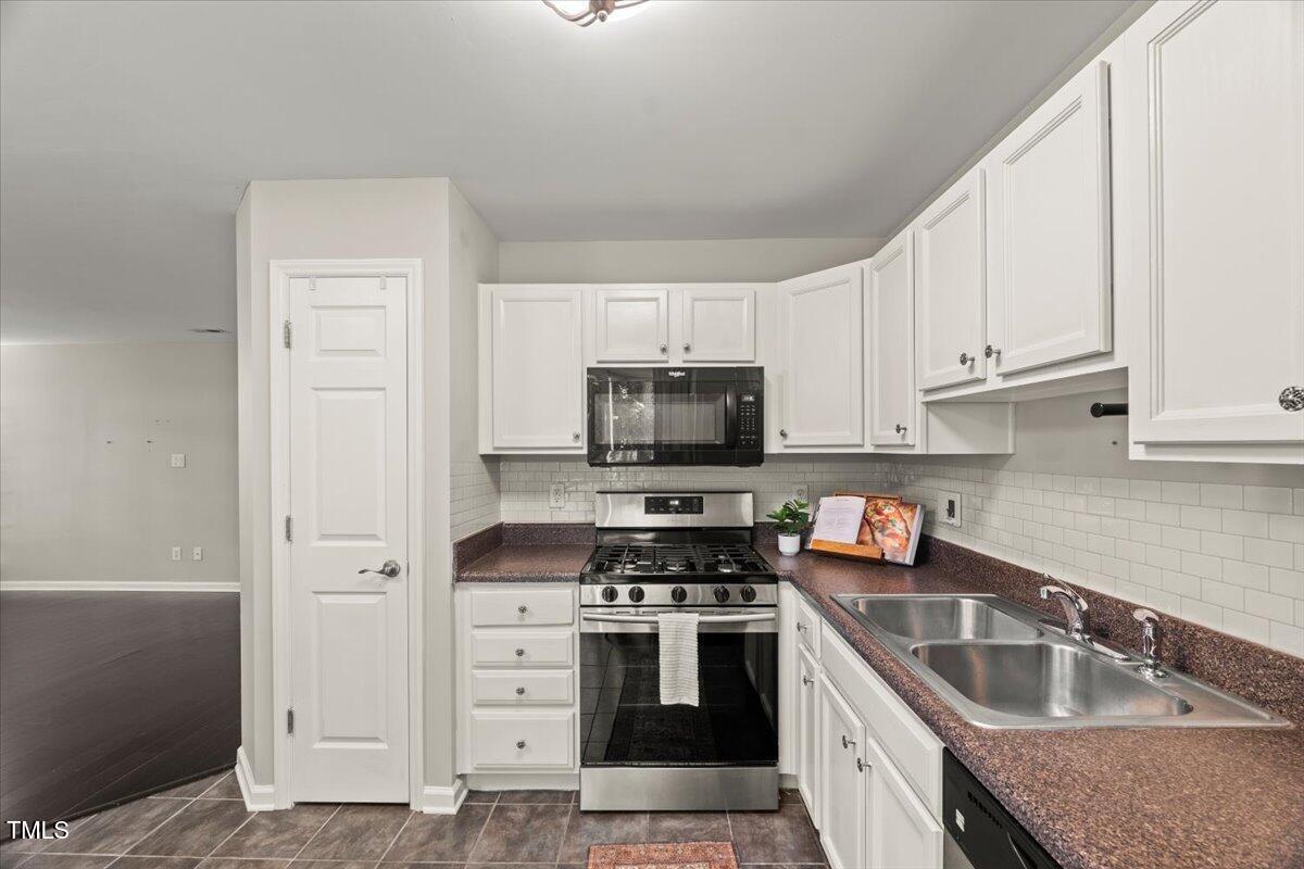 2920 Barrymore Street, Unit 106 Raleigh, NC 27603 - Photo 15 of 41 18-P1303234