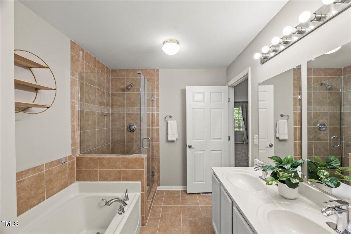 2920 Barrymore Street, Unit 106 Raleigh, NC 27603 - Photo 29 of 41 32-P1303379