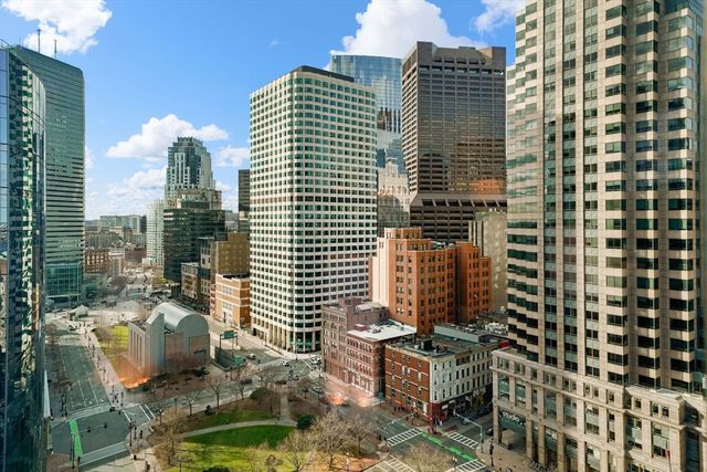 $2,150,000 | 500 Atlantic Avenue, Unit 18G, Boston, MA 02210