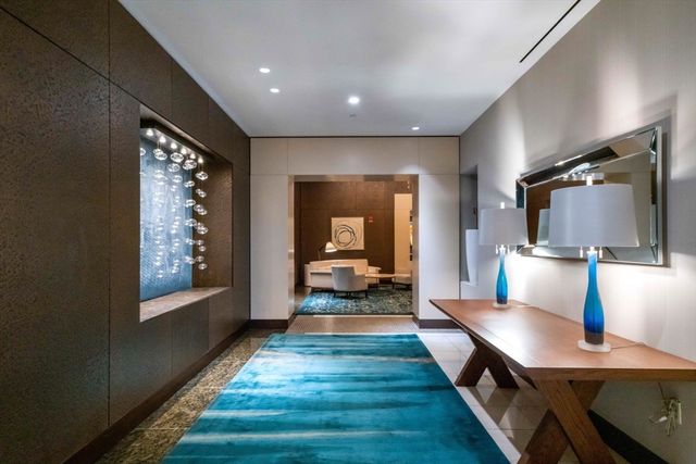 $2,150,000 | 500 Atlantic Avenue, Unit 18G, Boston, MA 02210