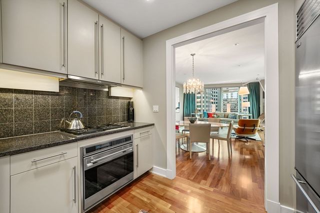 $2,150,000 | 500 Atlantic Avenue, Unit 18G, Boston, MA 02210