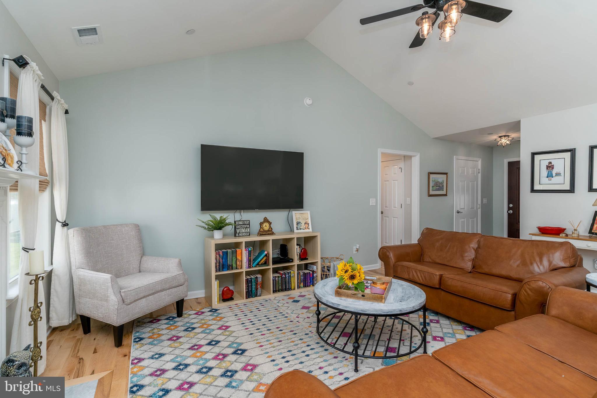 312 Lots Road Stevensville, MD 21666 - Photo 8 of 30 Living Room (alt view)