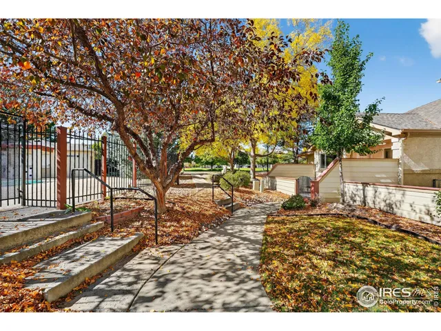 $560,000 | 620 Ridgeview Drive, Louisville, CO 80027