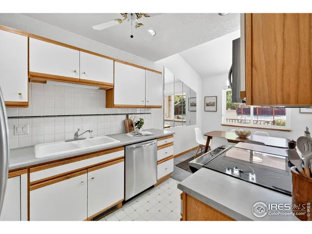 $560,000 | 620 Ridgeview Drive, Louisville, CO 80027