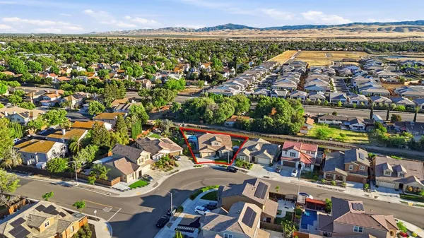 $998,000 | 1582 Ivy Lane, Tracy, CA 95376